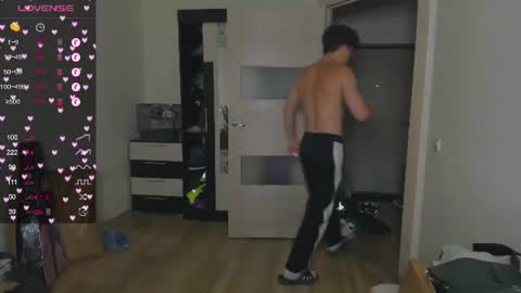 Edwins online show from July 20, 5:04 pm