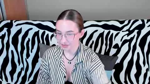 Nika and Mark online show from January 8, 12:47 pm