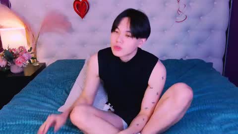 just_gay_ online show from March 3, 11:33 am