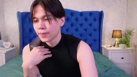 just_gay_ online show from March 6, 11:31 pm