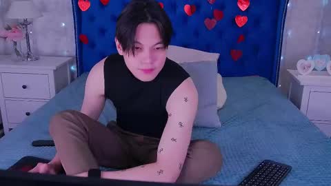 just_gay_ online show from February 26, 1:22 pm