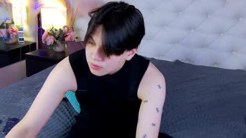 just_gay_ online show from March 10, 1:10 pm