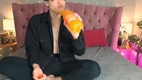 just_gay_ online show from March 9, 4:33 pm