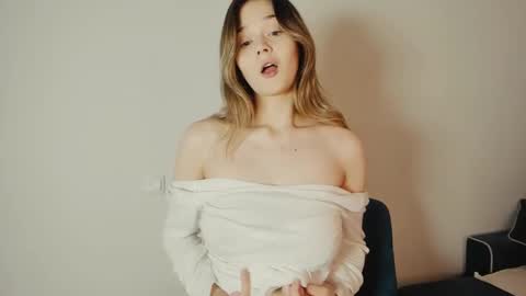 Jeni online show from January 3, 1:13 pm