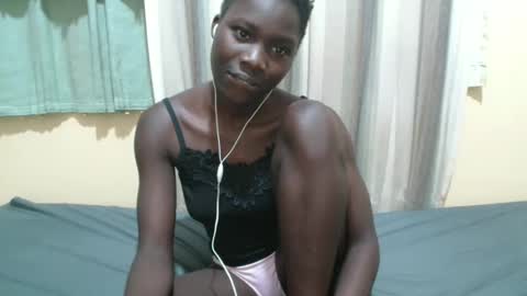 Lyra online show from November 3, 6:31 pm