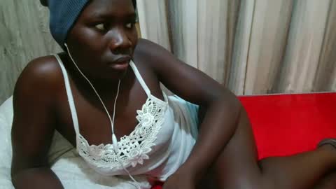 Lyra online show from September 8, 5:01 pm