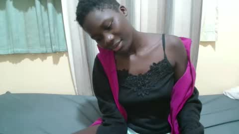 Lyra online show from November 1, 10:31 pm