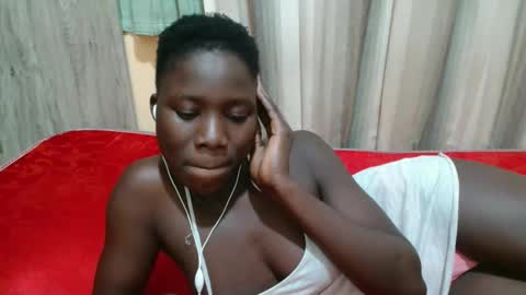 Lyra online show from September 12, 7:27 pm