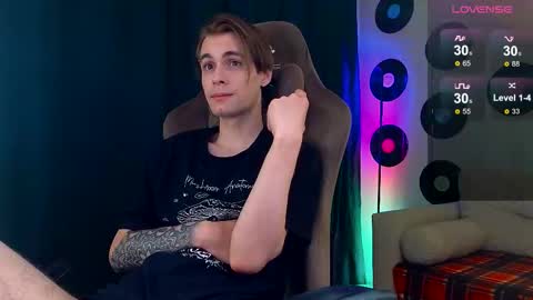 Snapshot of just_sammy chatting on September 12, 6:54 pm Samuel online show from September 12, 6:54 pm