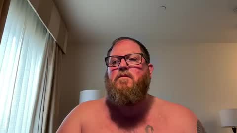Snapshot of justaguyandnaked chatting on January 26, 10:57 pm justaguyandnaked online show from January 26, 10:57 pm
