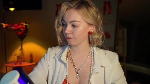 Alexa online show from February 14, 9:21 pm