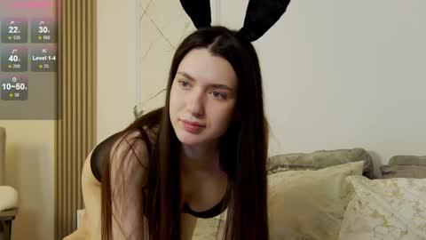 Snapshot of justbarbie_new_ chatting on December 19, 5:18 pm Katarina online show from December 19, 5:18 pm