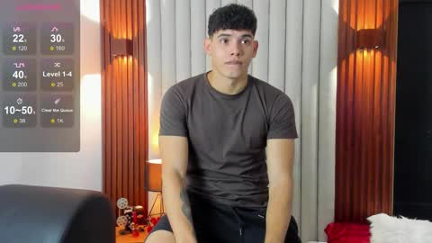 Justin online show from December 3, 7:25 pm