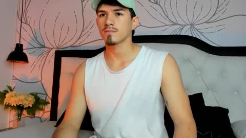 Snapshot of justin_spencer chatting on September 14, 1:41 am Justin online show from September 14, 1:41 am