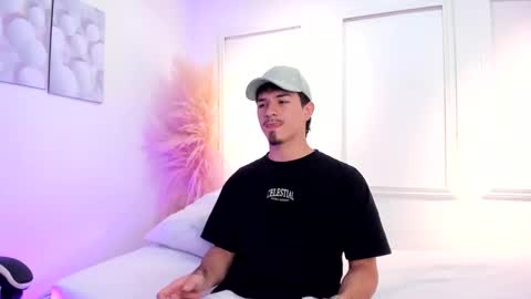 Snapshot of justin_spencer chatting on September 21, 2:26 am Justin online show from September 21, 2:26 am