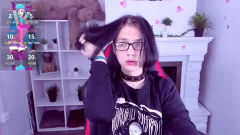 JUSTIN online show from February 9, 8:45 pm