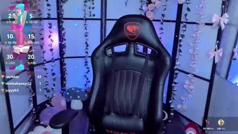 JUSTIN online show from February 18, 11:52 pm