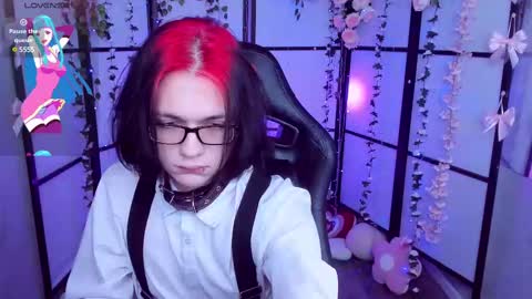 JUSTIN online show from February 27, 12:45 pm