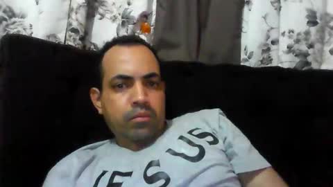 justinbigdream online show from April 18, 4:14 am