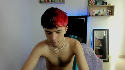 Justine online show from November 21, 2:04 pm