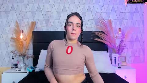 Justine online show from March 25, 4:30 am