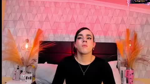 Justine online show from February 19, 4:55 am