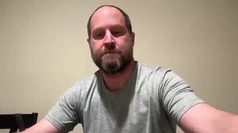 justinr396 online show from April 19, 9:50 pm