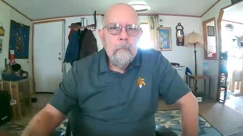 justlustagain online show from April 18, 7:58 pm