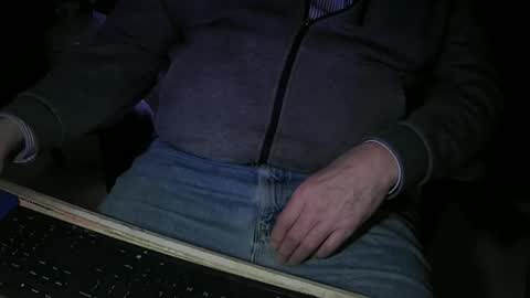 Justme39057 online show from January 13, 9:44 pm