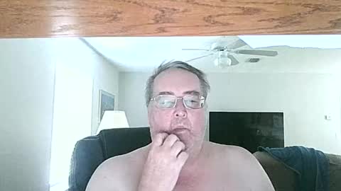 justmedm64 online show from February 23, 6:56 pm