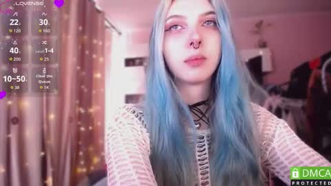 justmeowgirl online show from March 7, 5:40 am