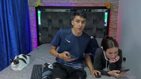 Snapshot of juva_ chatting on February 19, 4:01 am Juan and friends online show from February 19, 4:01 am