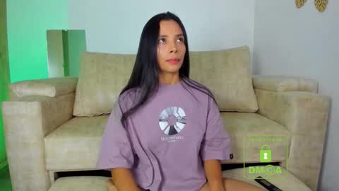 Snapshot of k4ymull3r_ chatting on September 22, 12:37 am Kayli online show from September 22, 12:37 am