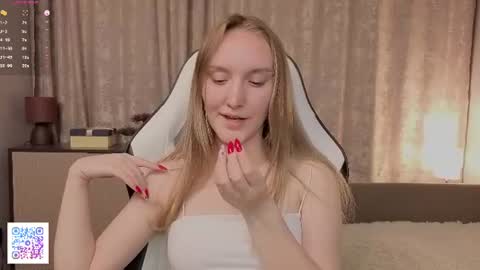 Kate online show from June 24, 6:37 pm