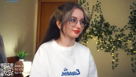 Tate online show from October 5, 6:22 am