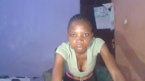 Snapshot of kadzo23 chatting on January 19, 5:39 pm Kadzo online show from January 19, 5:39 pm
