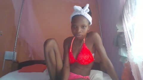 Snapshot of kadzo23 chatting on December 9, 8:33 am Kadzo online show from December 9, 8:33 am