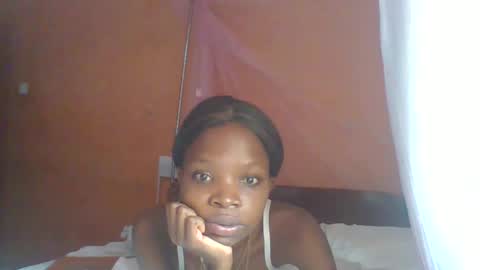Snapshot of kadzo23 chatting on January 23, 9:50 am Kadzo online show from January 23, 9:50 am