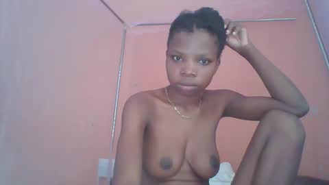 Snapshot of kadzo23 chatting on February 1, 10:05 am Kadzo online show from February 1, 10:05 am