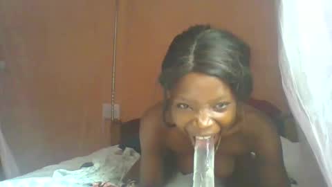 Snapshot of kadzo23 chatting on January 22, 12:17 pm Kadzo online show from January 22, 12:17 pm