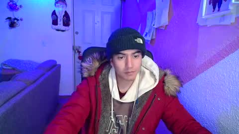Snapshot of kael_art_d chatting on December 25, 3:40 am kael_art_d online show from December 25, 3:40 am