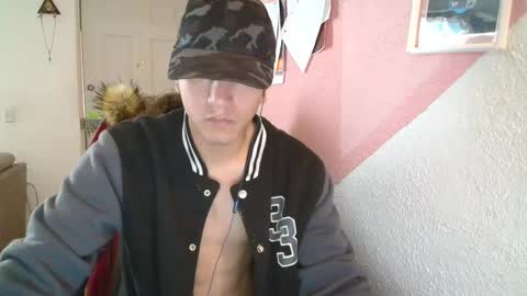 Snapshot of kael_art_d chatting on December 2, 6:16 pm kael_art_d online show from December 2, 6:16 pm
