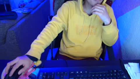 Snapshot of kael_art_d chatting on January 7, 2:53 am kael_art_d online show from January 7, 2:53 am