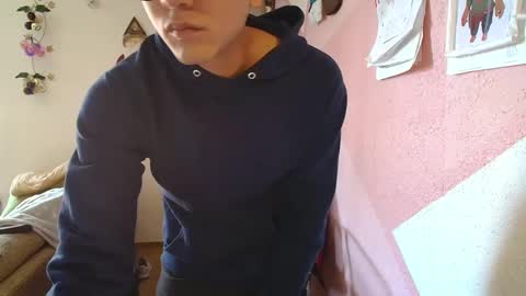 Snapshot of kael_art_d chatting on December 19, 7:51 pm kael_art_d online show from December 19, 7:51 pm