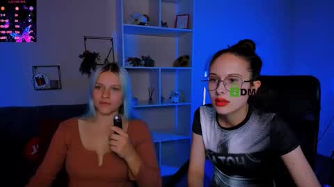 kaela_spell_ online show from October 13, 8:33 pm