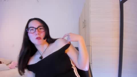 ChloeIndependient model online show from February 9, 6:11 pm