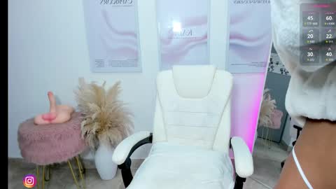    online show from February 19, 11:17 am