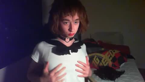 kaifemboy7836356 online show from November 2, 12:32 am
