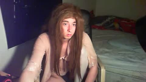 kaifemboy7836356 online show from October 23, 4:36 am