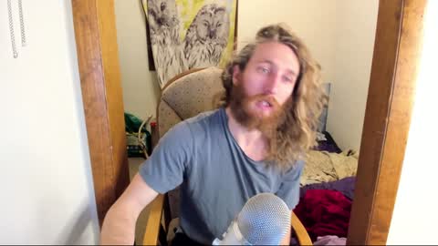 Snapshot of kaiku77 chatting on December 5, 8:38 am Kaiku77 online show from December 5, 8:38 am
